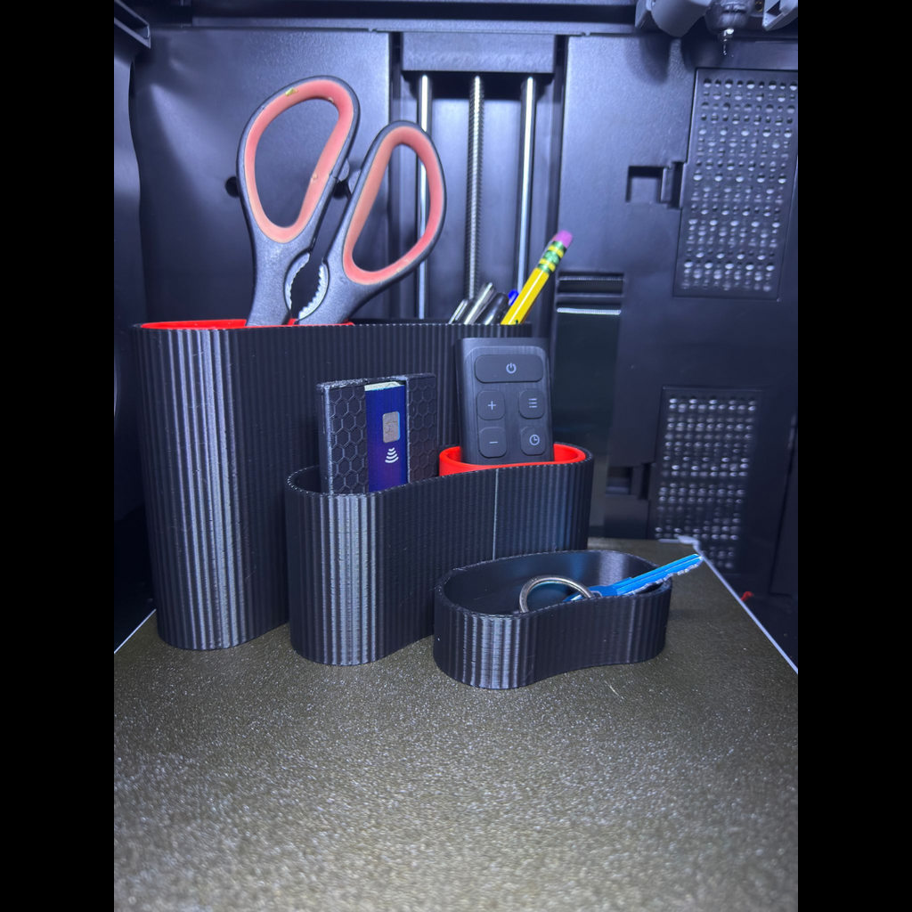 Slide-Set desk organizer